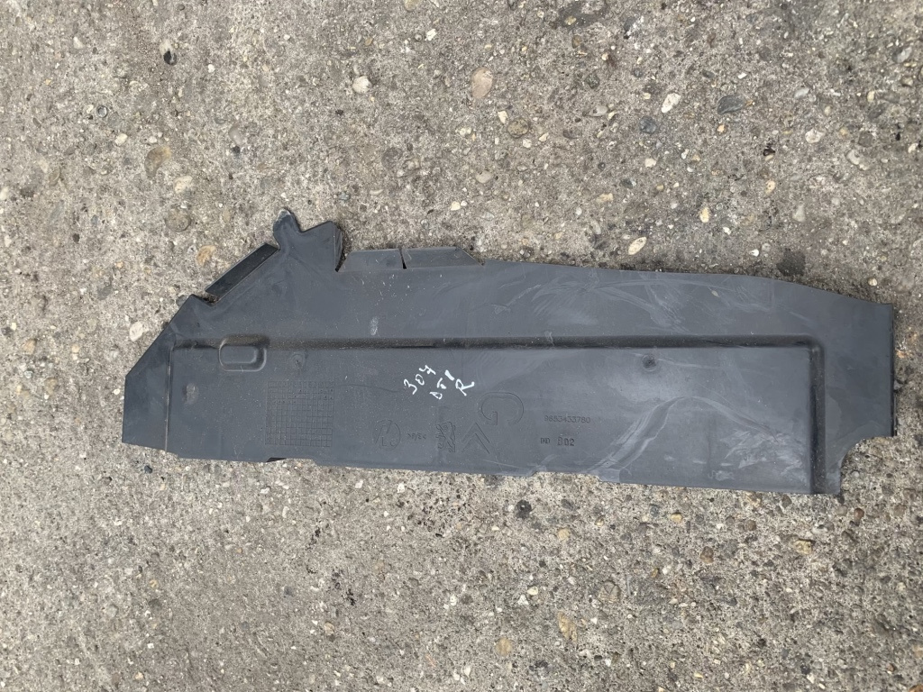Deflector aer stanga Peugeot 307 [2001 - 2005] Hatchback 5-usi (3A/C)