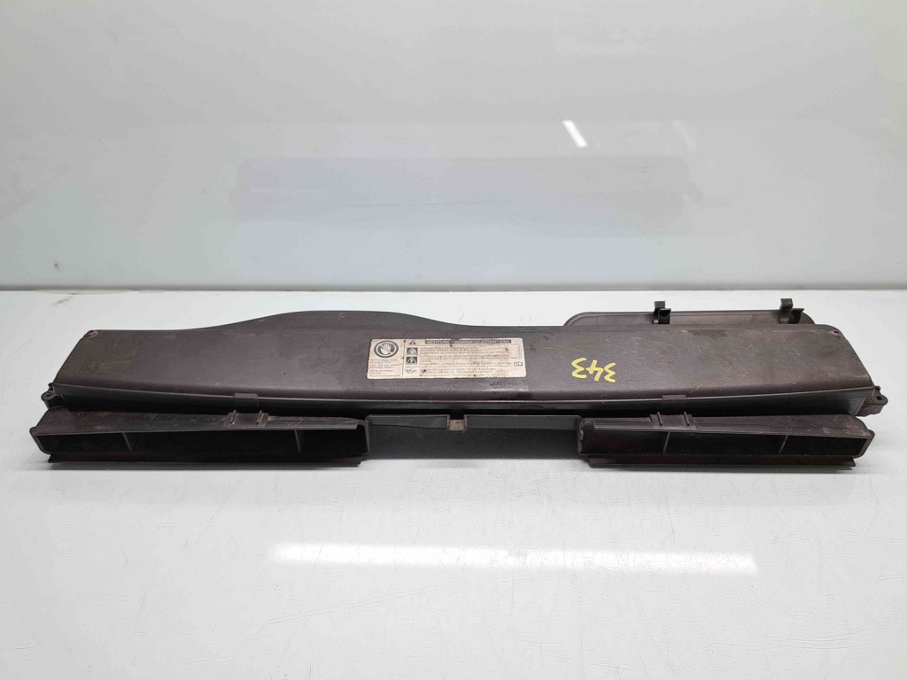 Deflector aer Volkswagen Passat B8 (3G2) [Fabr 2015-prezent] 5Q0129254B