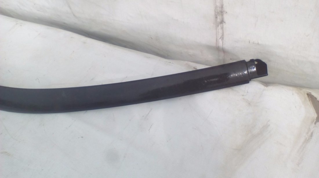 Deflector pietre stanga bara fata Toyota Auris An 2003 2005 2006 2007 2008 cod 76852-02110