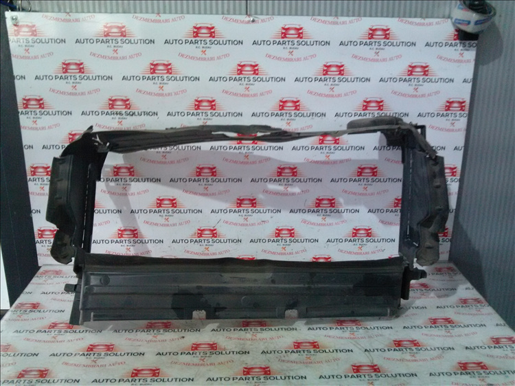 Deflector radiatoare 1.6 d RENAULT TRAFIC an fabr. 2016