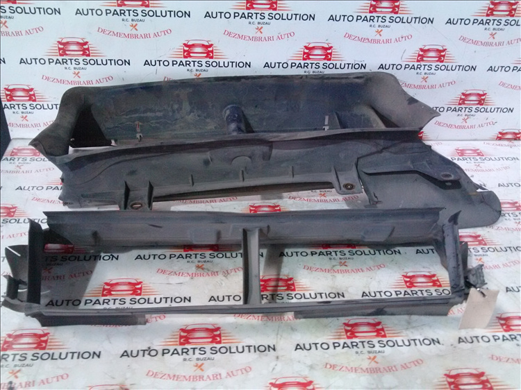 Deflector radiator 1.6 d FORD FOCUS 3 an fabr. 2012