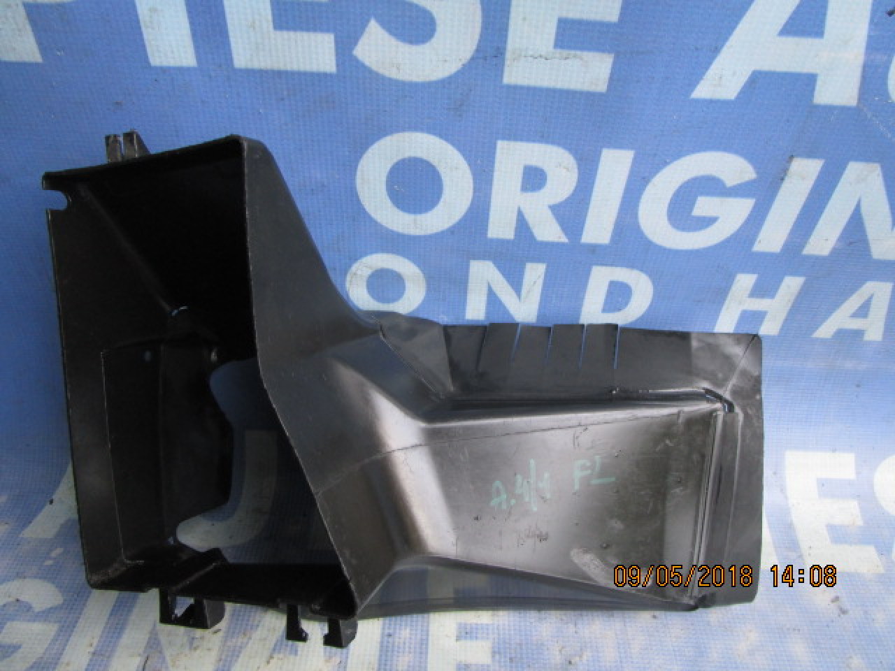 Deflector radiator Audi A4 2.5tdi Quattro ; 8D0117335D