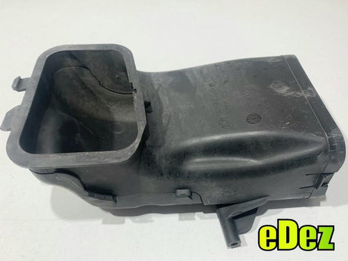 Deflector / tub admisie aer stanga BMW Seria 7 (2008-2015) [F01, F02] 2.0 d n47 184 cp 7577471