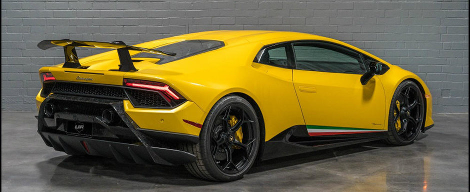 Deja l-a dat pe mana celor de la Underground Racing. Acum este primul Huracan Performante TT din lume