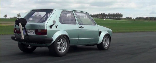 Demonstratie de forta la bordul unui VW Golf Mk1 de 1.000 cai putere. VIDEO AICI!