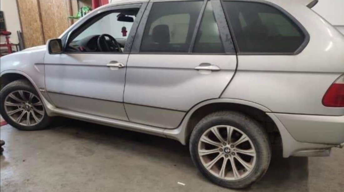 Desfac orice piesa BMW X5 E53 nonfacelift și facelift