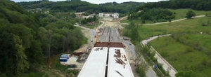 Desfasurare de forte cum numai in China mai vezi. Autostrada din Romania unde acum pe santier sunt 500 de muncitori si 194 de utilaje