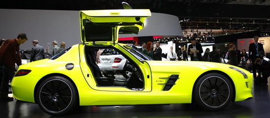 Detroit 2011: Mercedes SLS AMG E-Cell este definitia electricitatii savuroase!