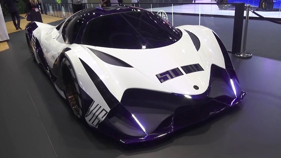 Devel Sixteen - Poze reale