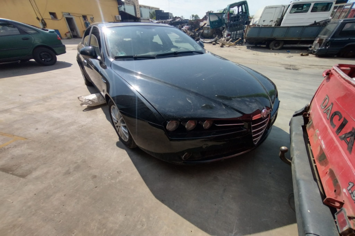 Dezmembram Alfa Romeo 159 [2005 - 2011] Sedan 1.9 JTDM MT (150 hp)