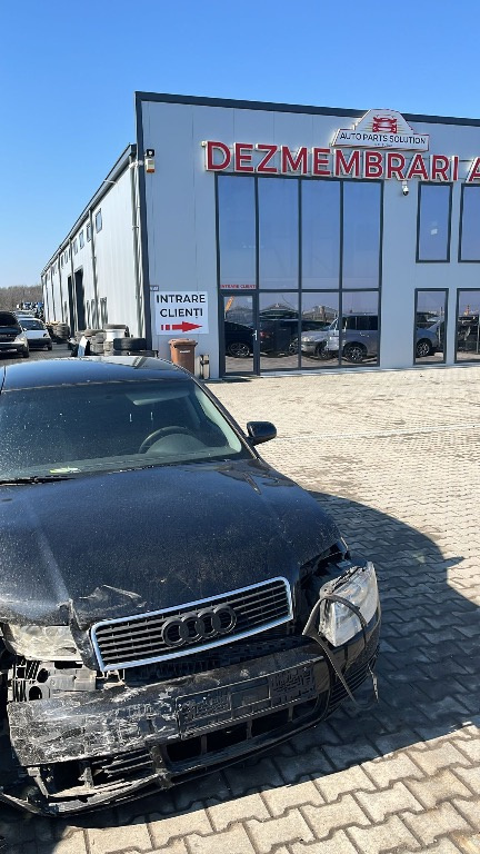 Dezmembram Audi A4 1.9 tdi din 2002
