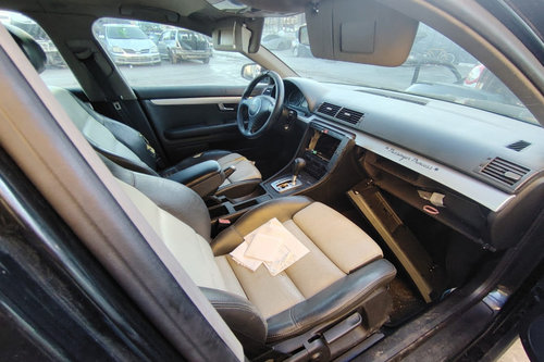 Dezmembram Audi A4 B6 [2000 - 2005] Avant wagon 5-usi 2.5 TDI multitronic (163 hp)