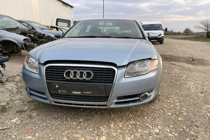 Dezmembram Audi A4 B7 [2004 - 2008] Sedan 4-usi 2.0 TDI MT (140 hp)