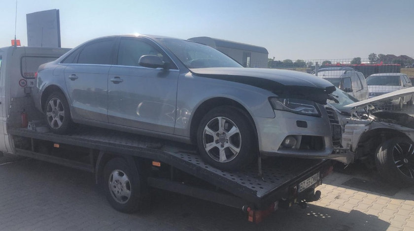 Dezmembram Audi A4 B8 2.0 TDI an fabr 2011