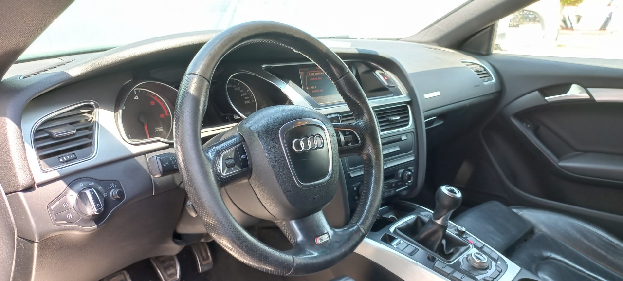 Dezmembram Audi A5 3.0 TDI Quattro