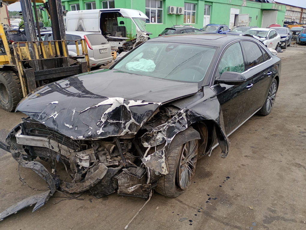 Dezmembram Audi A8 D4/4H [2010 - 2014] 4.2 tdi CDSB