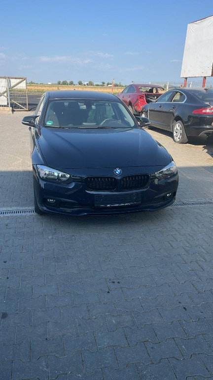 Dezmembram BMW F30 seria 3 2.0 diesel xdrive din 2017