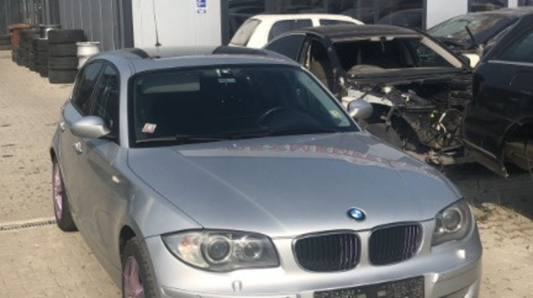 Dezmembram BMW Seria 1 2.0 D automat an fabr. 2009