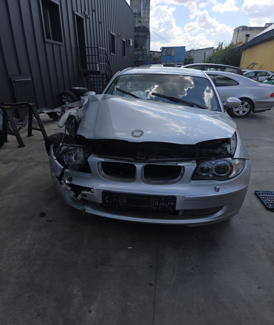 Dezmembram BMW Seria 1 E81/E82/E87/E88 [facelift] [2007 - 2012] Hatchback 5-usi 116i MT (122 hp)