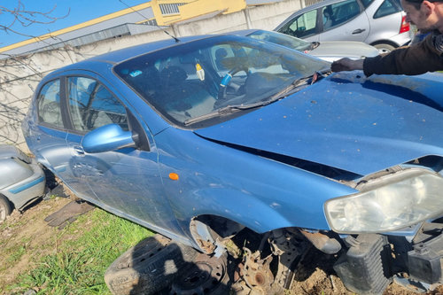 Dezmembram Chevrolet Kalos [2003 - 2008] Sedan 1.4 MT (94 hp)