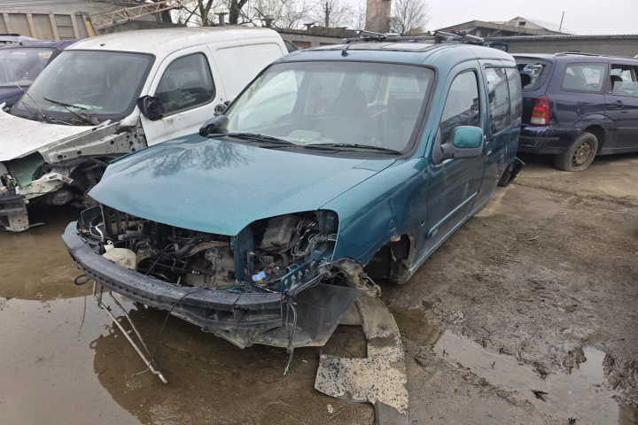 Dezmembram Citroen Berlingo [facelift] [2002 - 2012] First minivan 2.0 HDi MT (90 hp)