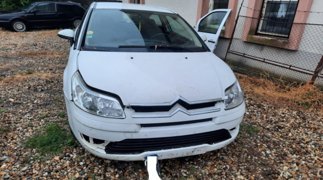 Dezmembram Citroen C4 [2004 - 2008] Hatchback 3-usi 1.6 MT (109 hp)