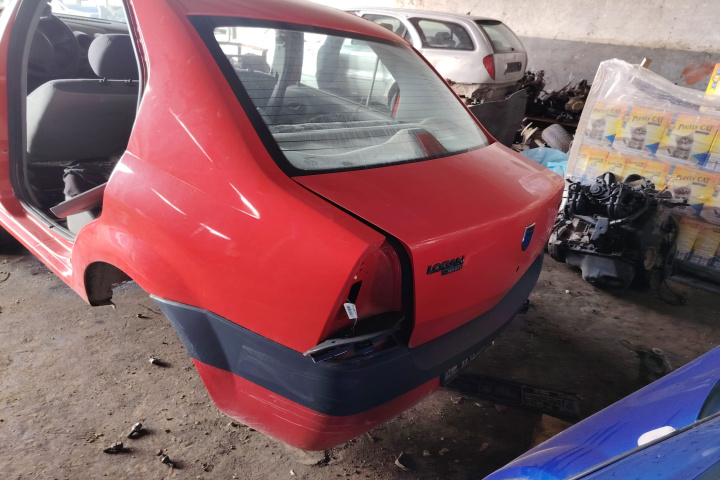 Dezmembram Dacia Logan [2004 - 2008] Sedan 1.4 MT (75 hp)