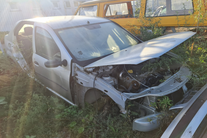 Dezmembram Dacia Logan [2004 - 2008] Sedan 1.5 D MT (70 hp)
