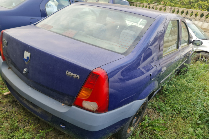 Dezmembram Dacia Logan [2004 - 2008] Sedan 1.6 MT (87 hp)