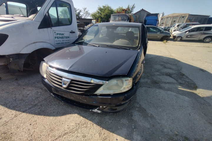 Dezmembram Dacia Logan [facelift] [2007 - 2012] Sedan 1.5 dci MT (90hp)