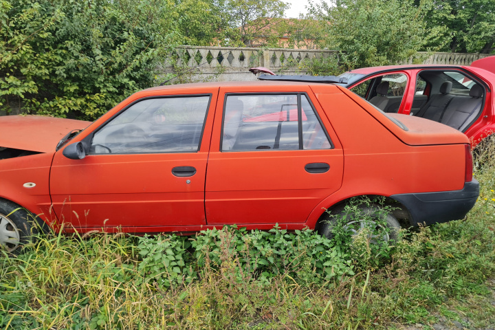 Dezmembram Dacia Solenza [2003 - 2005] Sedan 1.4 MT (75 hp)