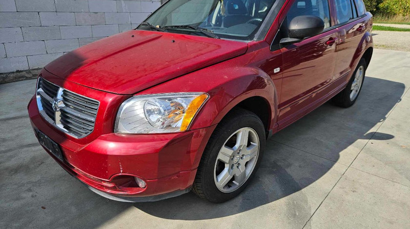 Dezmembram dodge caliber 2.0 b 2008