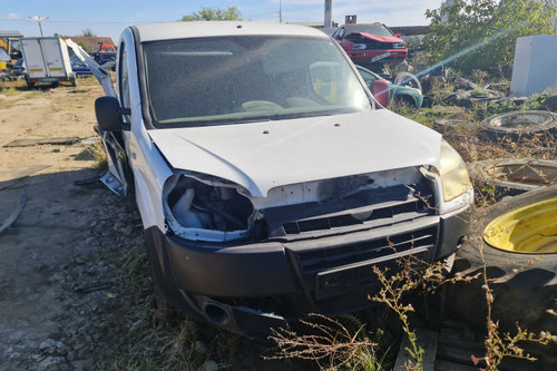 Dezmembram Fiat Doblo [2001 - 2005] Minivan 1.3 TD MT (69 hp)