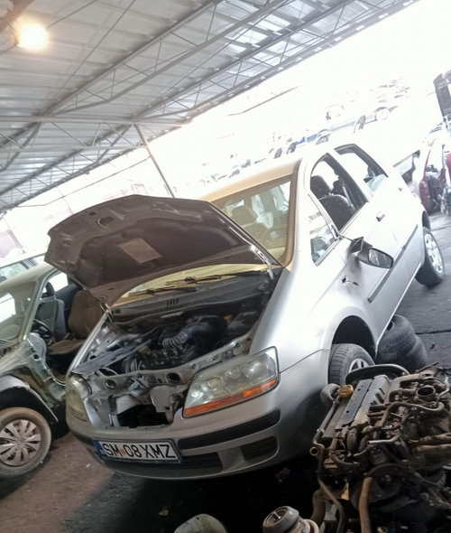 Dezmembram Fiat Idea [2003 - 2020] Minivan 1.4 MT (95 hp)