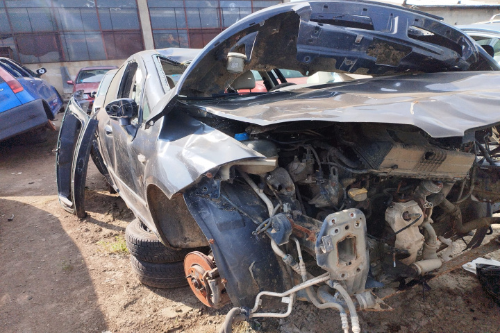 Dezmembram Fiat Linea [2006 - 2012] Sedan 1.3 Multijet MT (90 hp)