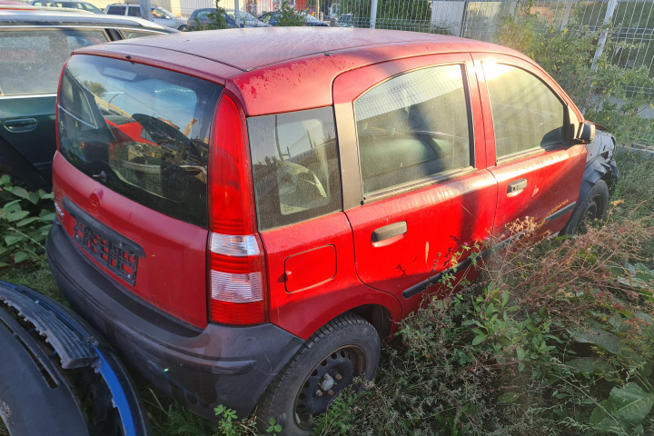 Dezmembram Fiat Panda 2 [2003 - 2011] Hatchback 5-usi 1.2 MT (60 hp)