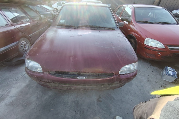 Dezmembram Ford Escort 5 [facelift] [1992 - 1995] Sedan 1.8 D MT (60 hp)