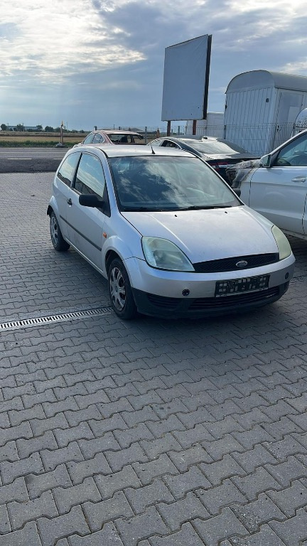 Dezmembram Ford Fiesta 1.4 diesel din 2004