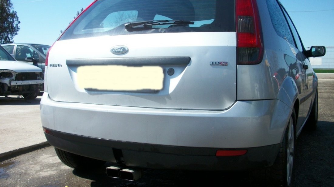 Dezmembram Ford Fiesta 1 4tdci an 2004