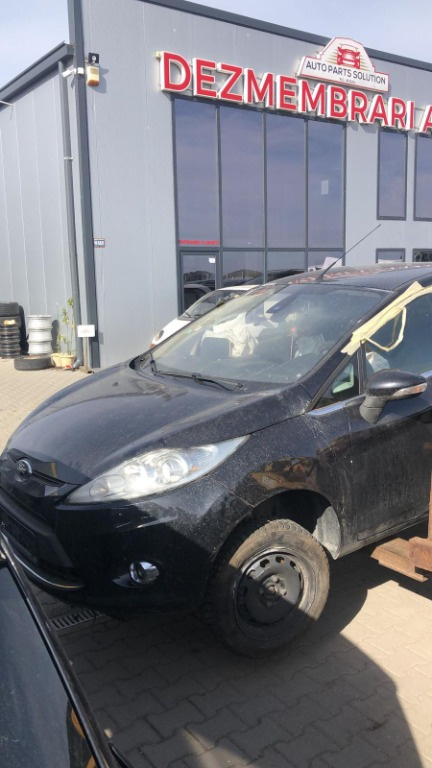 Dezmembram Ford Fiesta 1.6 TDCI an fabr. 2013