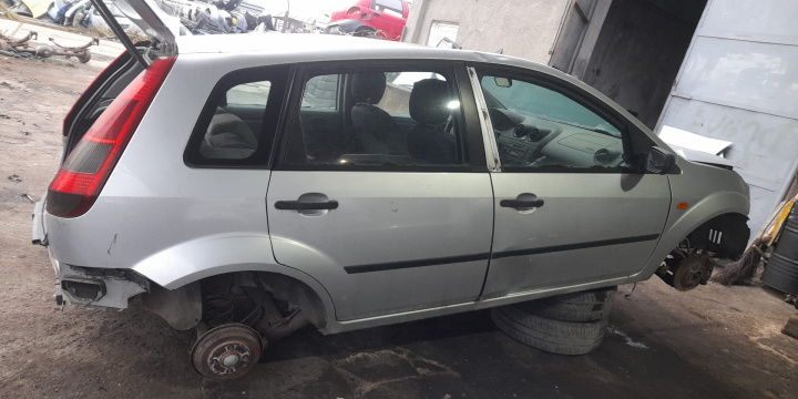 Dezmembram Ford Fiesta 5 [2001 - 2007] Hatchback 5-usi 1.3 MT (60 hp)