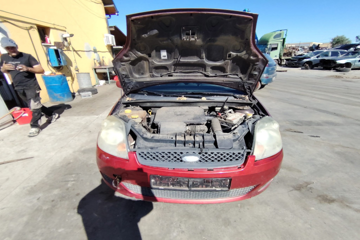 Dezmembram Ford Fiesta 5 [2001 - 2007] Hatchback 5-usi 1.3 MT (70 hp)