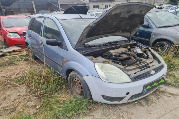 Dezmembram Ford Fiesta 5 [2001 - 2007] Hatchback 5-usi 1.4 TDCi Durashift (68 hp)