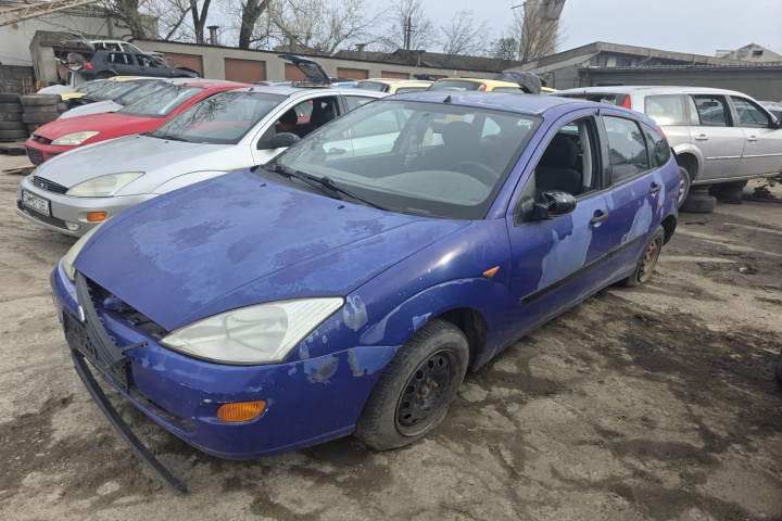 Dezmembram Ford Focus [1998 - 2004] Hatchback 5-usi 1.8 AT TDDi (75 hp)