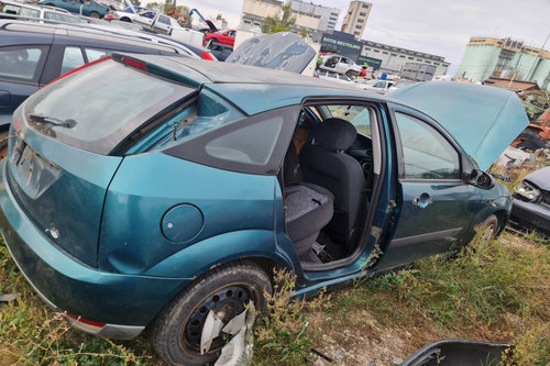 Dezmembram Ford Focus [1998 - 2004] Hatchback 5-usi 1.6 MT (101 hp)