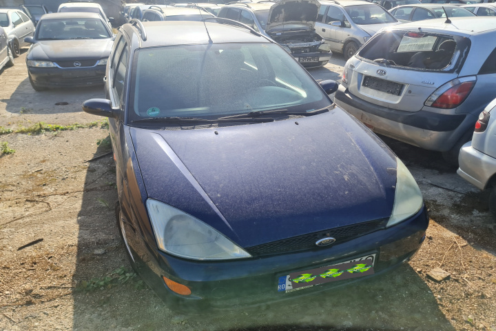 Dezmembram Ford Focus [1998 - 2004] wagon 5-usi 1.6 MT (101 hp)