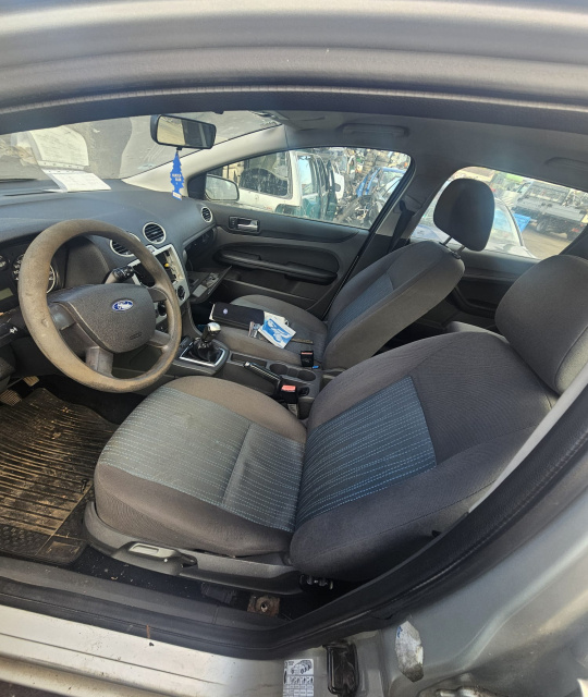 Dezmembram Ford Focus 2 [2004 - 2008] wagon 5-usi 1.6 TDCi MT (109 hp)