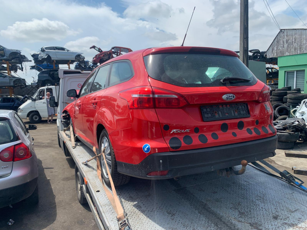 Dezmembram Ford Focus 3 [2011 - 2015] 1.6 tdci T3DB