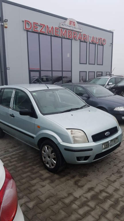 Dezmembram Ford Fusion 1.4 benzina an fabr 2005