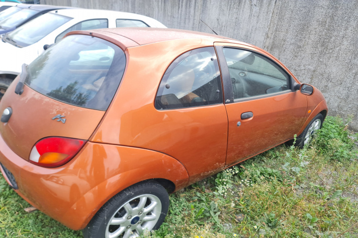 Dezmembram Ford Ka [1996 - 2008] Hatchback 3-usi 1.3 MT (60 hp)